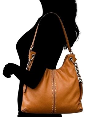 Micheal Kors Vintage Tan Uptown Astor Leather Shoulder Bag Silver Hardware NICE